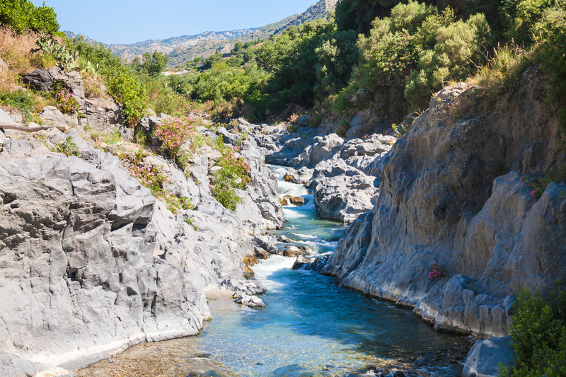 Alcantara_river
