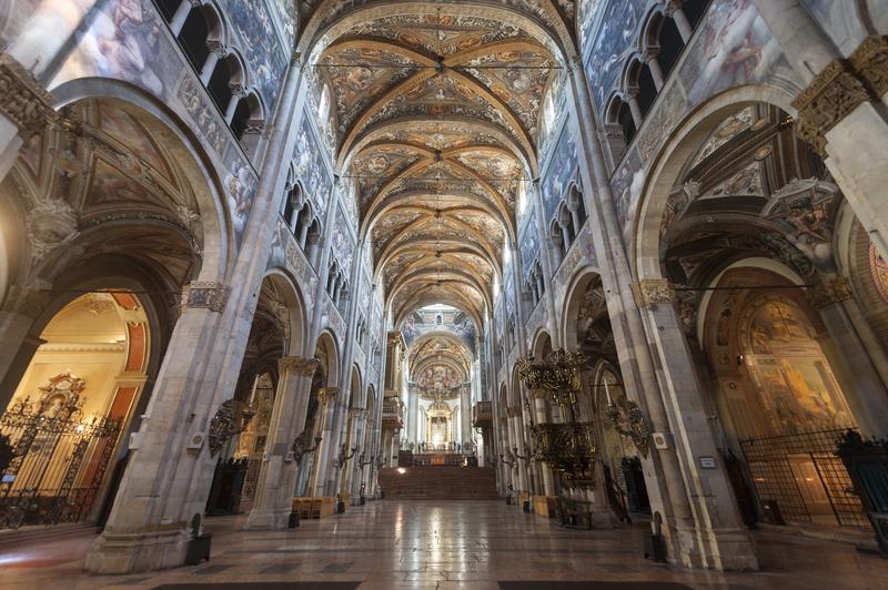 Parma-duomo-interior
