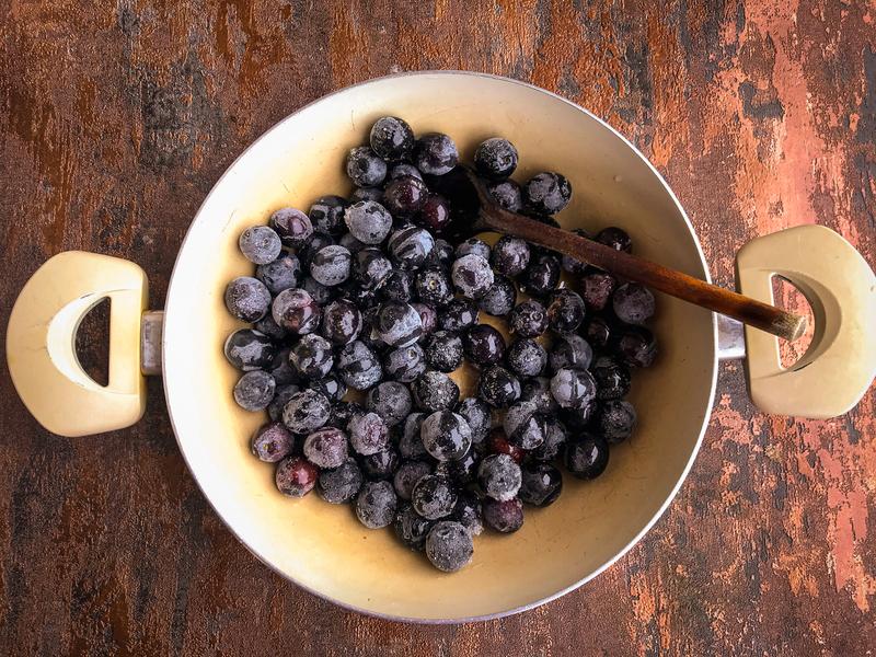 Puglia_cooking_olives