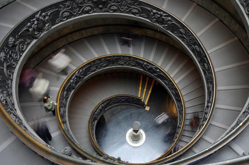 Vatican-staircase_1