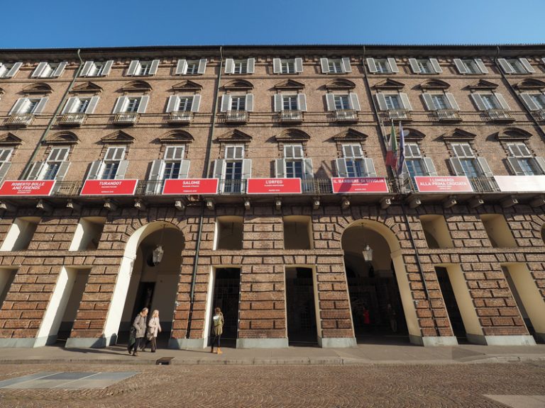 Teatro_Regio_Exterior