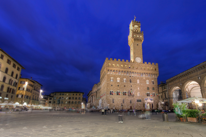 Piazza della Signoria at night
